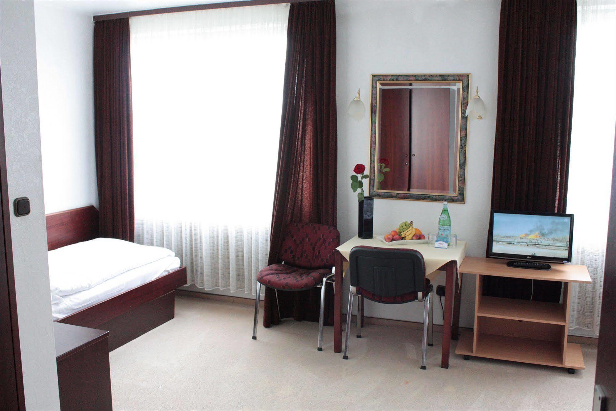 Hotel Mainbogen Offenbach am Main Bagian luar foto