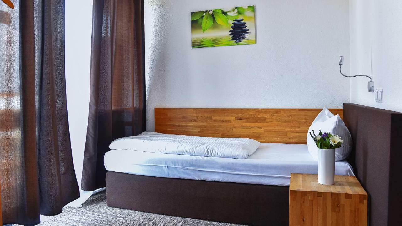 Hotel Mainbogen Offenbach am Main Bagian luar foto