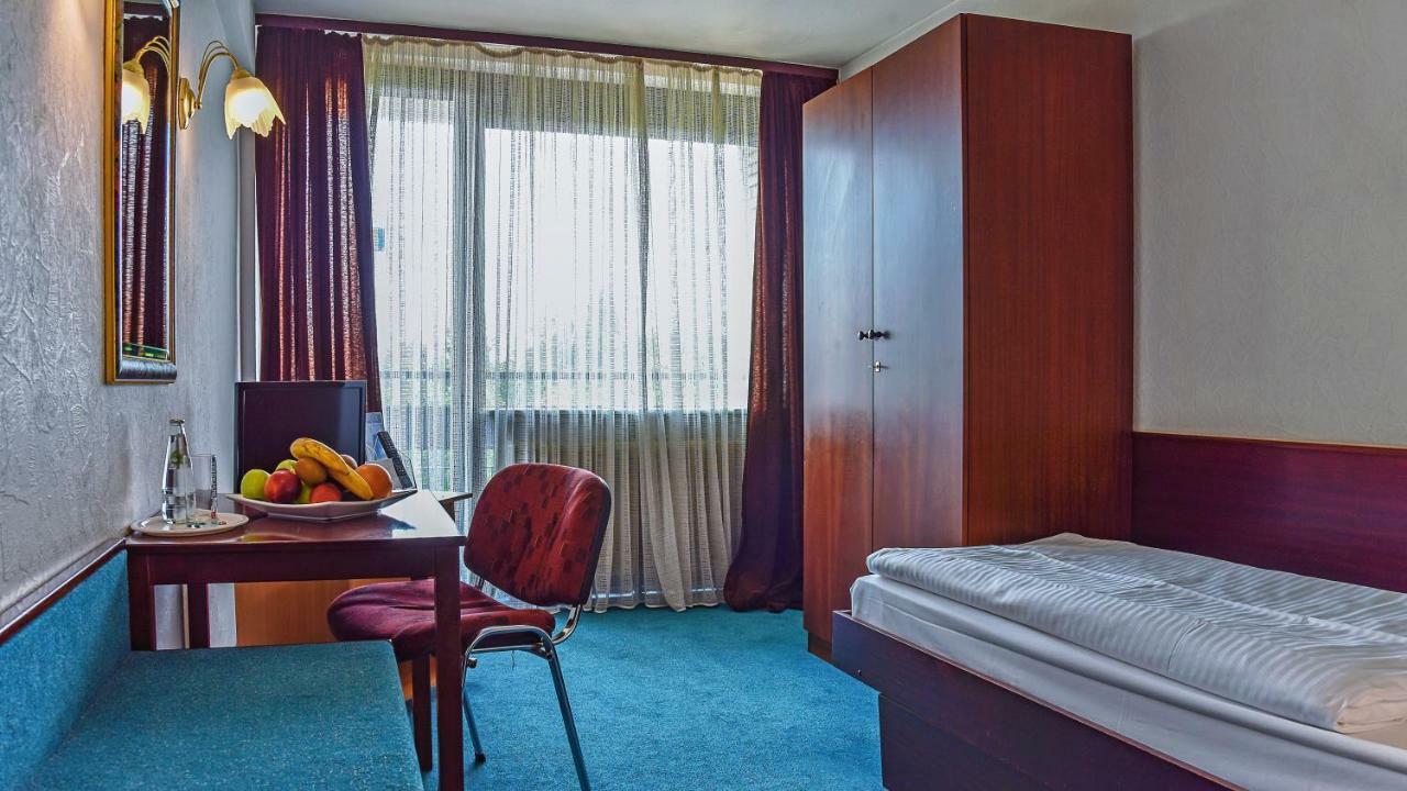 Hotel Mainbogen Offenbach am Main Bagian luar foto